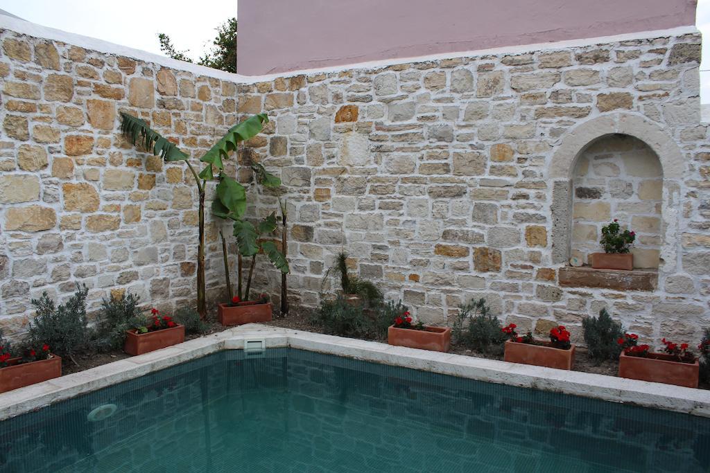 Eski Tas Hotel Cesme Bagian luar foto