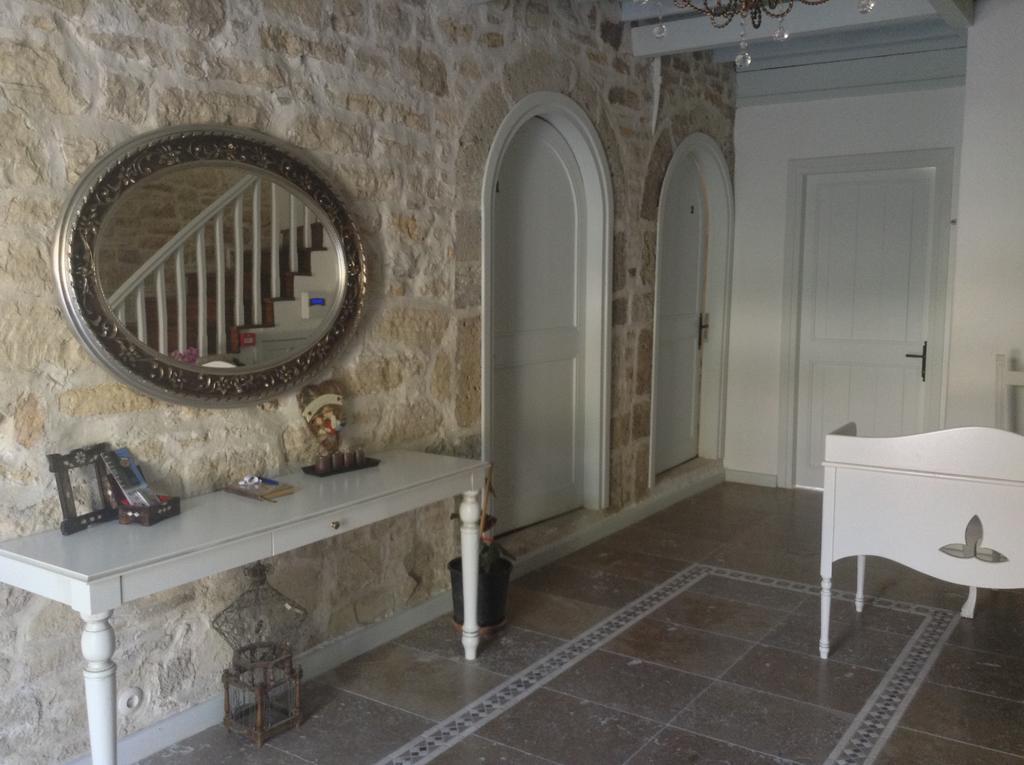 Eski Tas Hotel Cesme Bagian luar foto