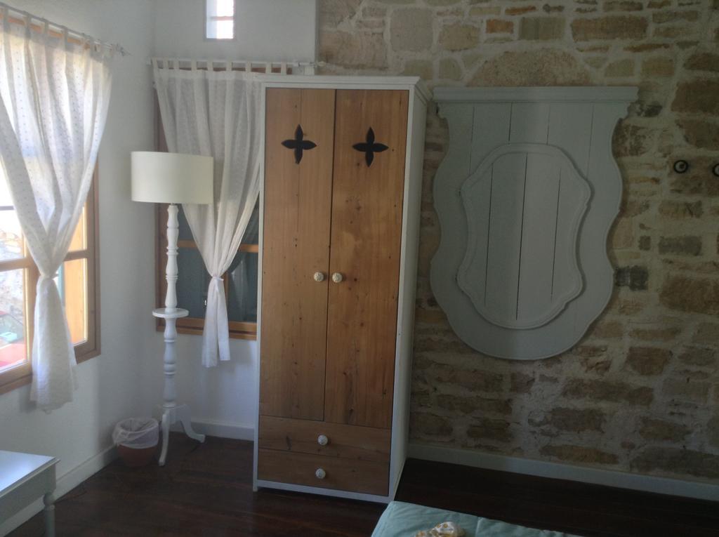 Eski Tas Hotel Cesme Bagian luar foto