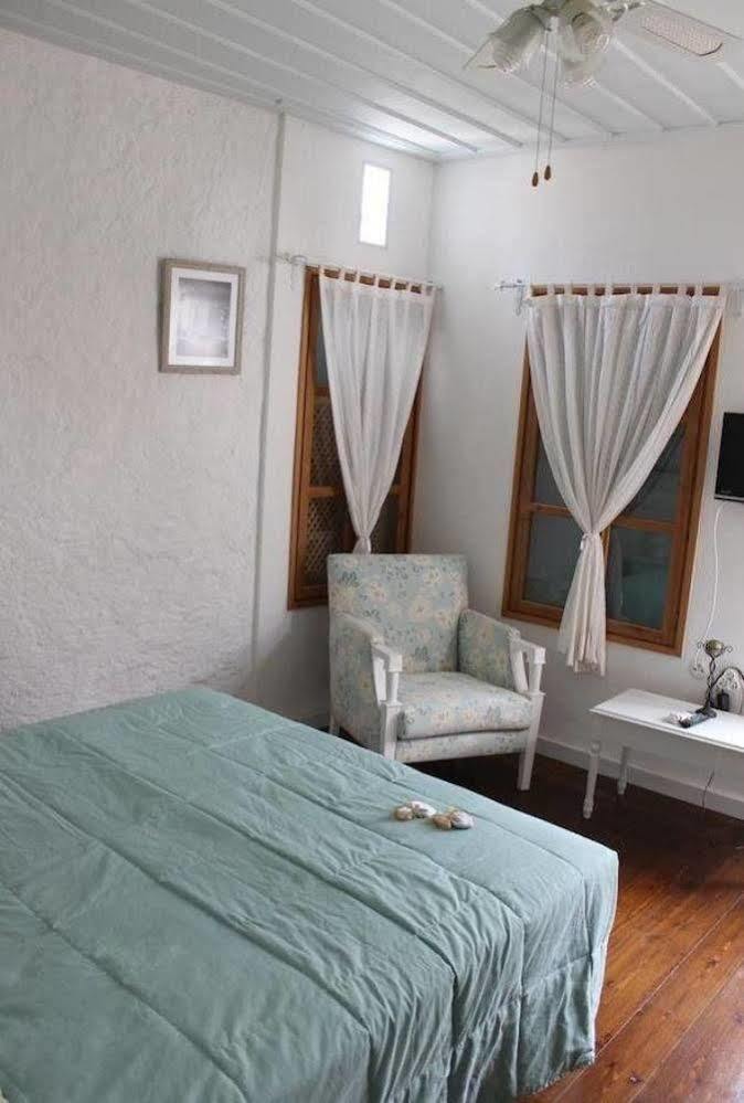 Eski Tas Hotel Cesme Bagian luar foto